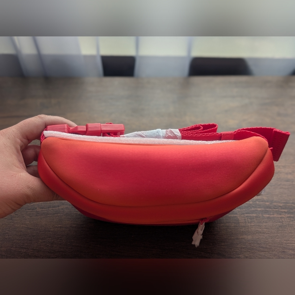 NWT Dagne Dover Ace Fanny Pack in Heatwave - Picture 4 of 8